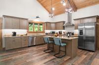full kitchen cabin rental asheville, dog-friendly cabin asheville, luxury cabin 