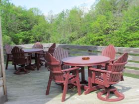 Briarwood Lodge outdoor seating area