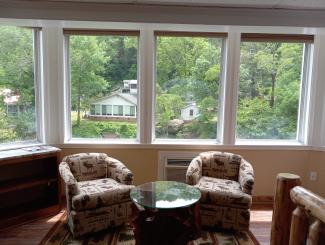 Hotels in Chimney Rock NC - The Carter Lodge Honeymoon Suite sitting area
