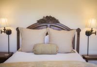 Lucca Guest Suite, View of Queen Bed, The Canyon Villa, Paso Robles