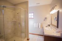 Castellina Guest Suite, View of Bathroom, The Canyon Villa, Paso Robles
